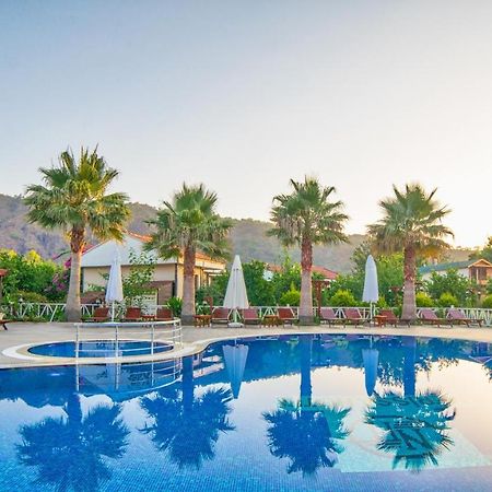 Nerissa Hotel Çıralı Ngoại thất bức ảnh