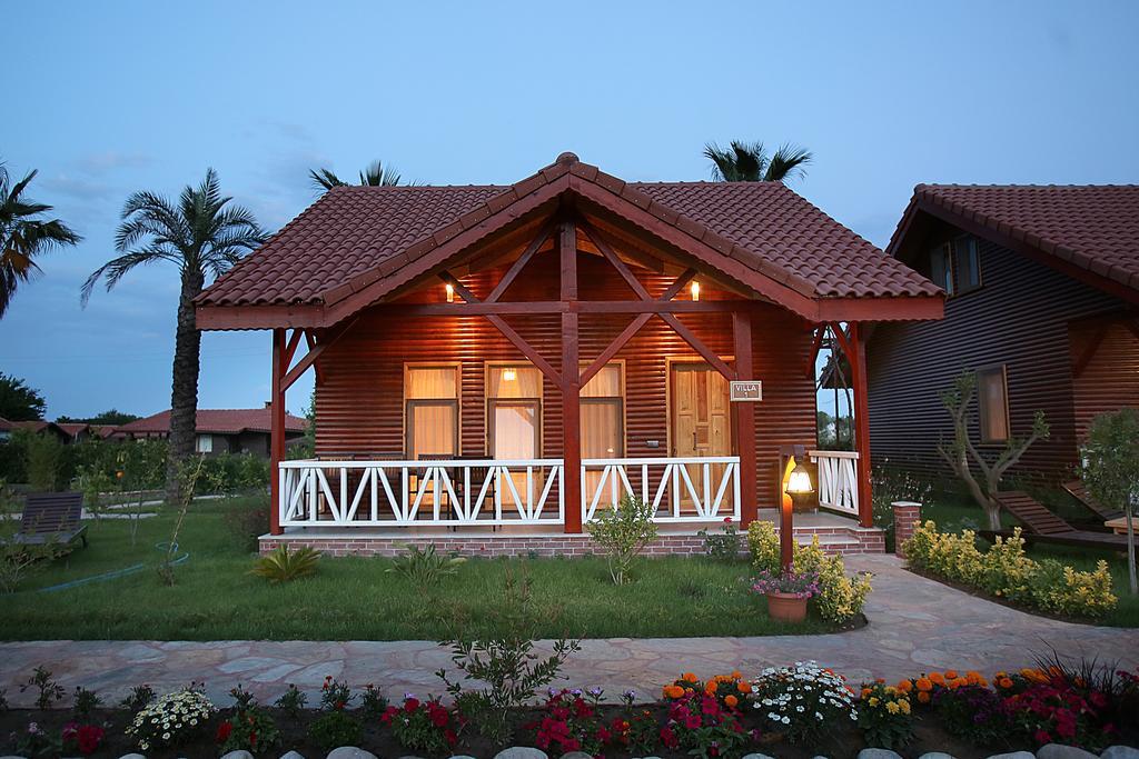 Nerissa Hotel Çıralı Ngoại thất bức ảnh