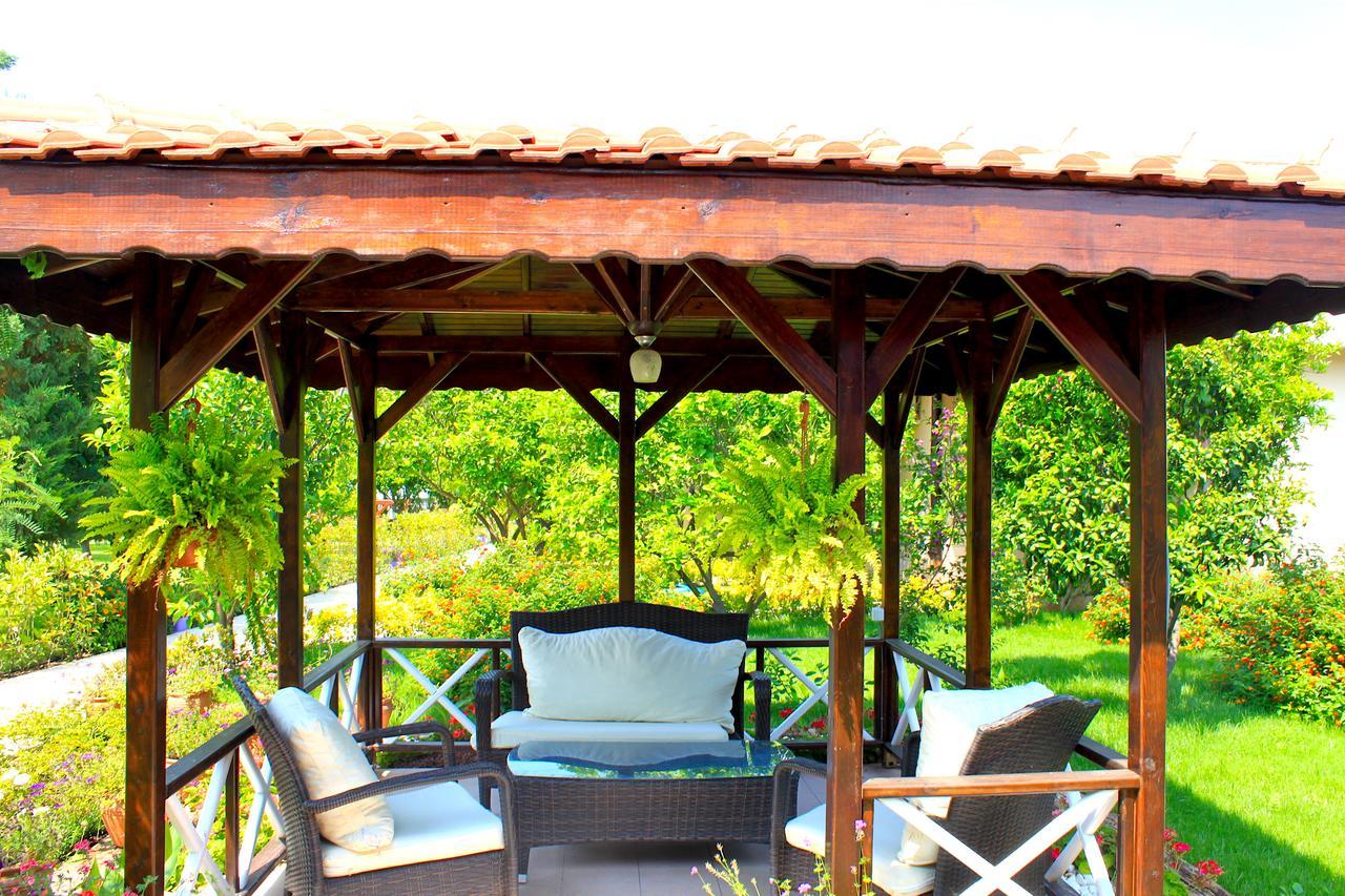 Nerissa Hotel Çıralı Ngoại thất bức ảnh