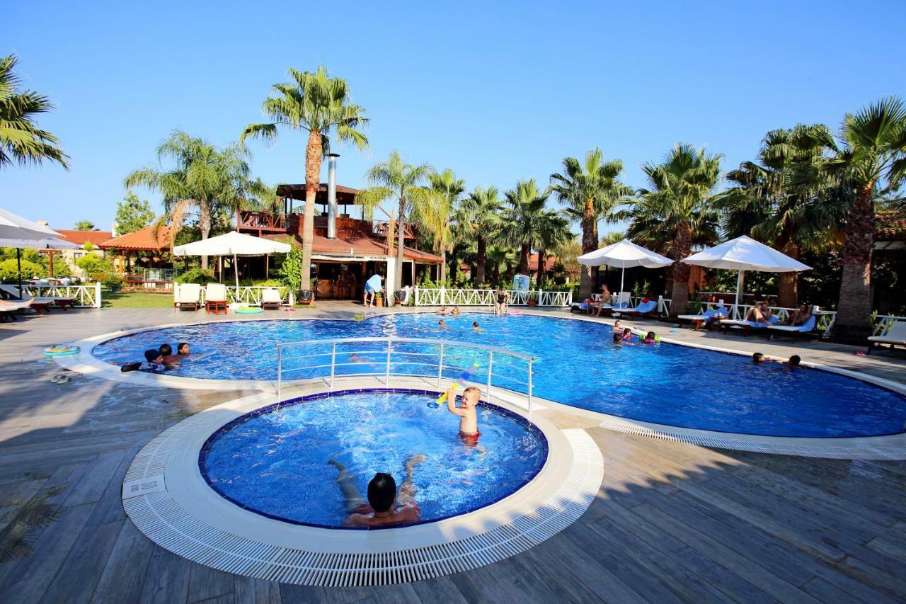 Nerissa Hotel Çıralı Ngoại thất bức ảnh